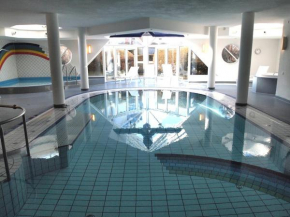 Ferienwohnung dat Stürboord mit Schwimmbad und Sauna